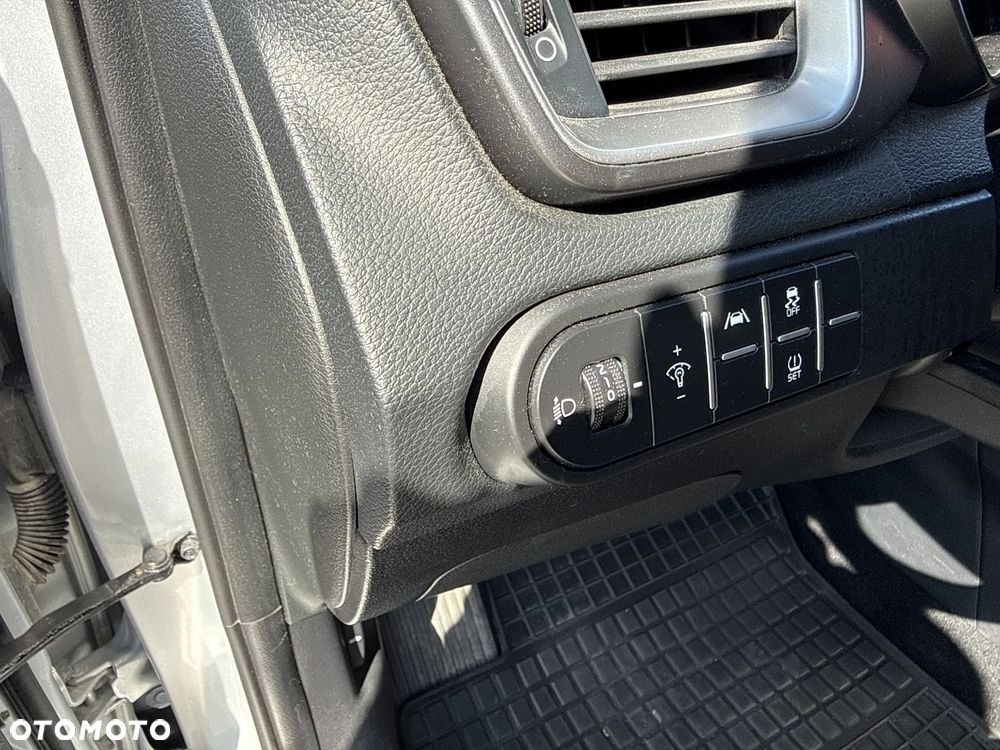 Kia Ceed 1.5 T-GDI M - 20
