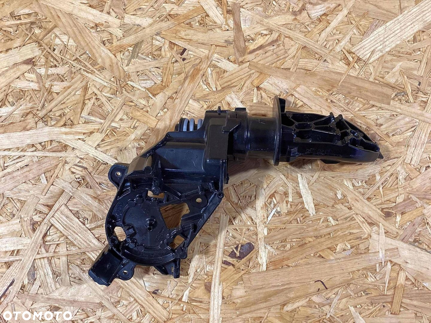 FORD ESCAPE KUGA 2024 - KRATKA HALOGEN LEWY PRZÓD EU OE  2728253  PV4B-15 - 2