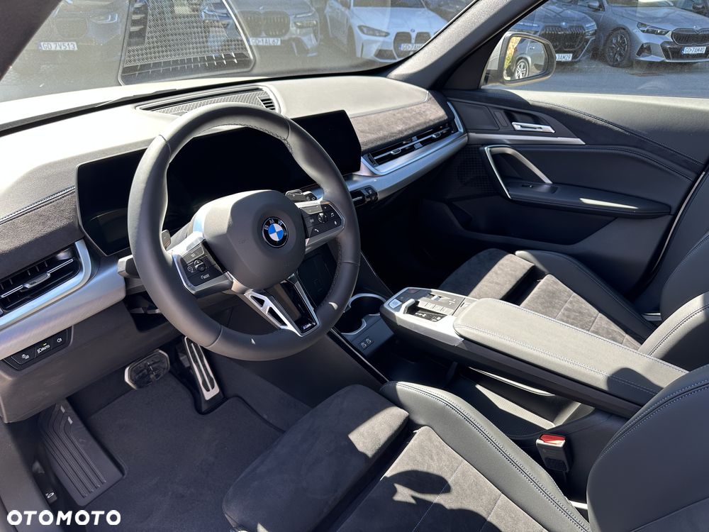 BMW X1 sDrive18i - 8