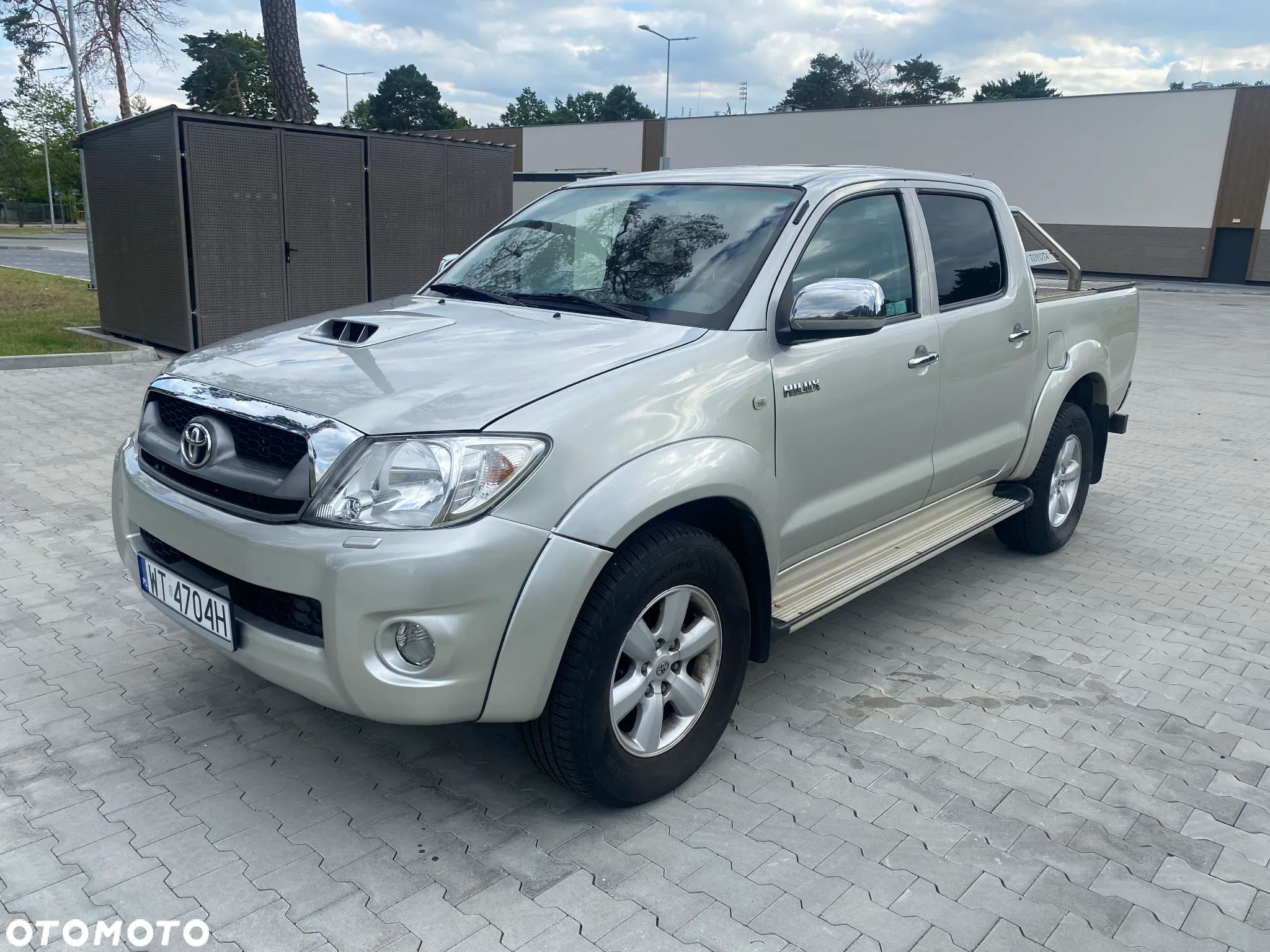 Toyota Hilux 3.0 D-4D Sol - 1