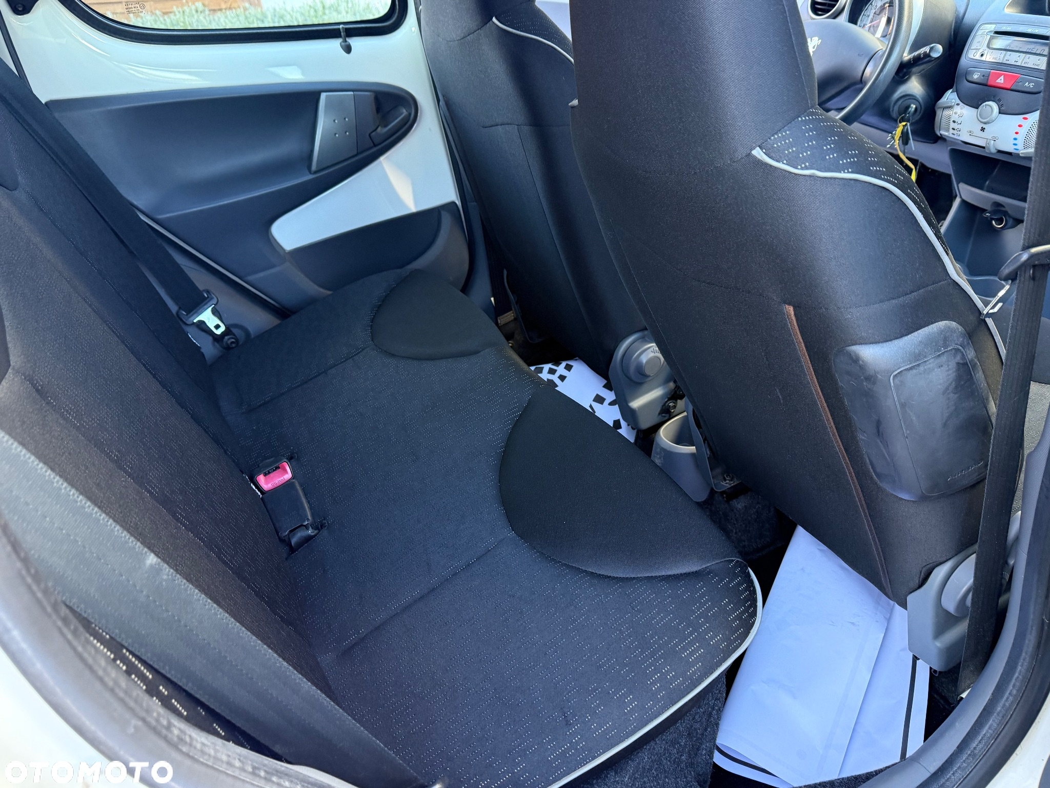 Peugeot 107 1.0 Happy - 28