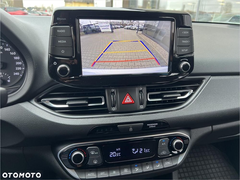 Hyundai i30 1.5 DPI Comfort - 16