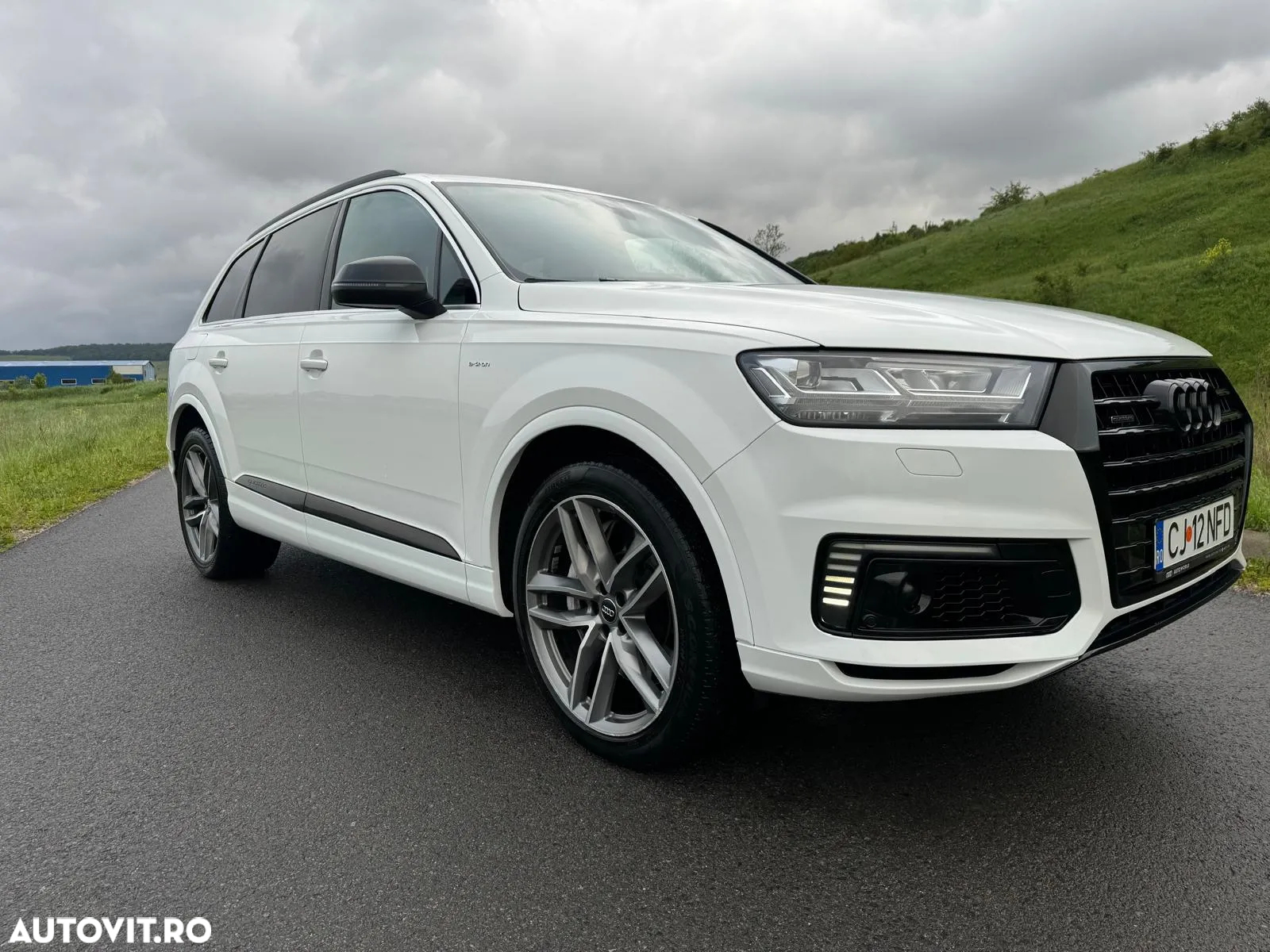 Audi Q7 e-tron 3.0 TDI quattro Tiptronic - 2