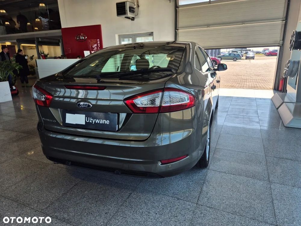 Ford Mondeo 1.6 T Ambiente - 10