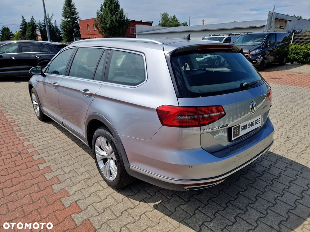 Volkswagen Passat Alltrack 2.0 TDI SCR 4Mot DSG - 5