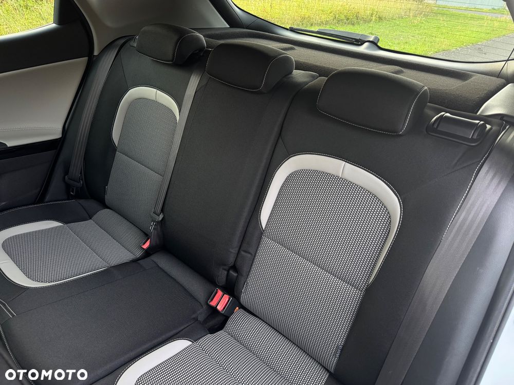 Kia Ceed 1.4 CVVT ISG Dream Team Edition - 25