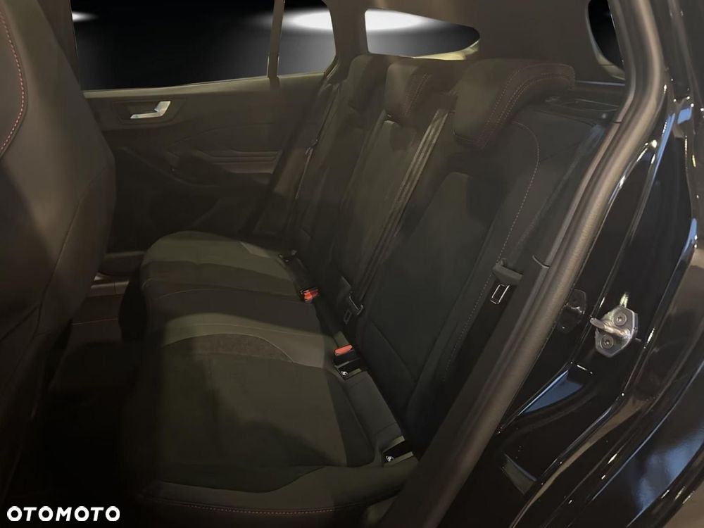 Ford Focus - 11