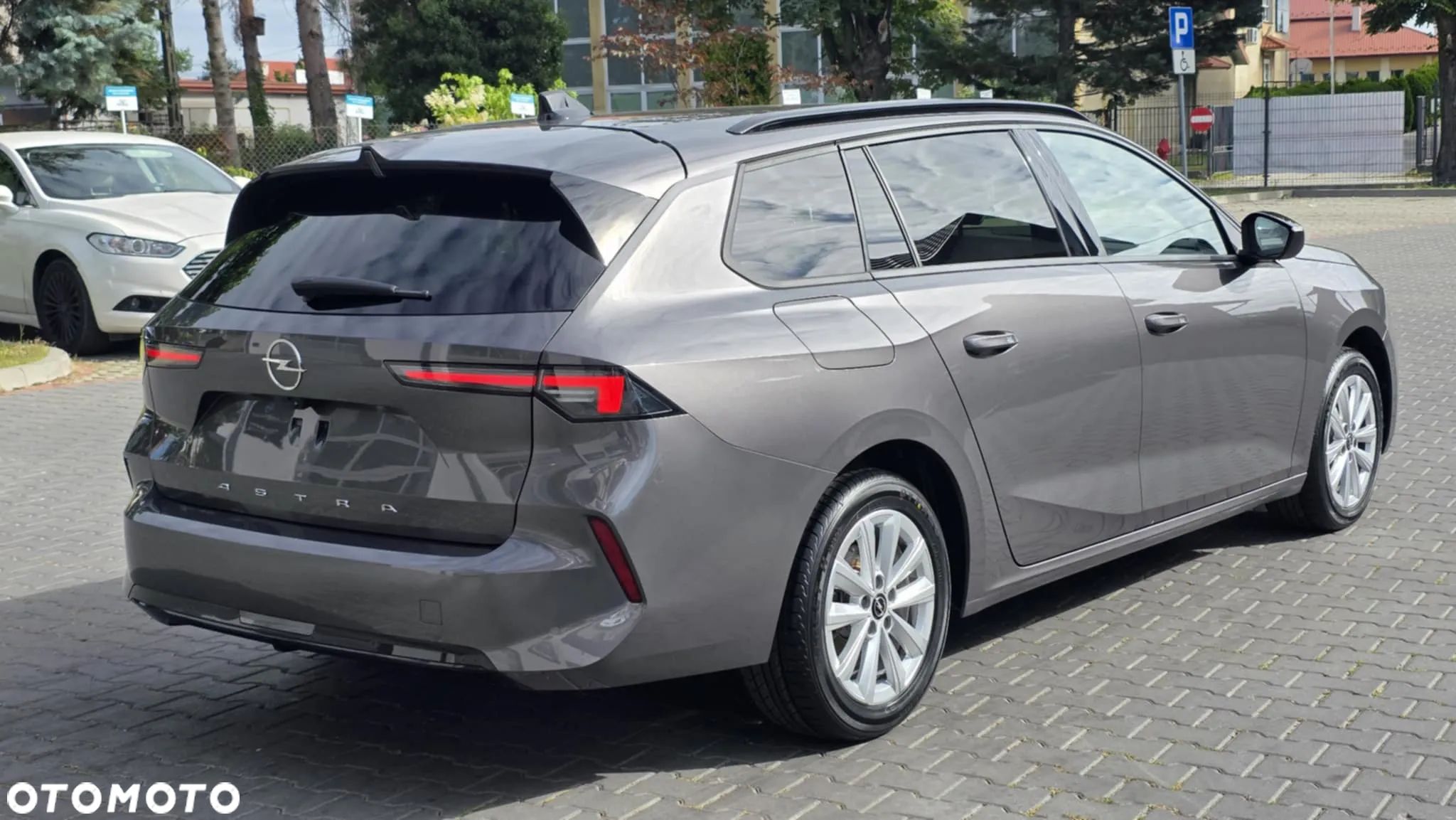 Opel Astra Sports Tourer 1.5 D Automatik Edition - 1