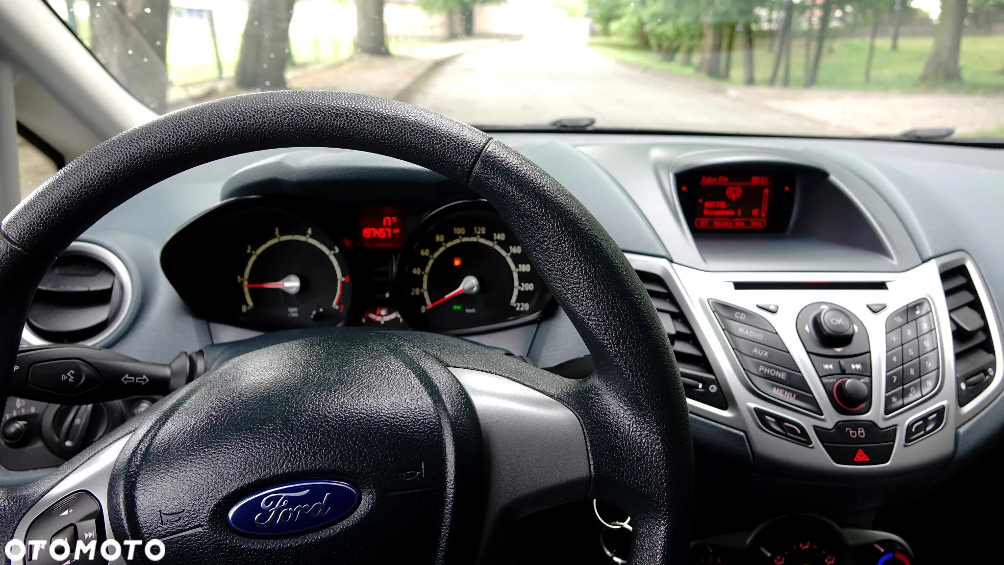 Ford Fiesta 1.25 Celebration - 16