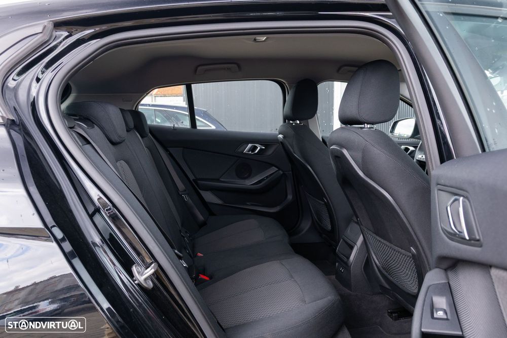 BMW 116 d Auto - 12