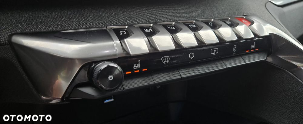 Peugeot 3008 BlueHDi 130 Stop & Start Allure Pack - 29