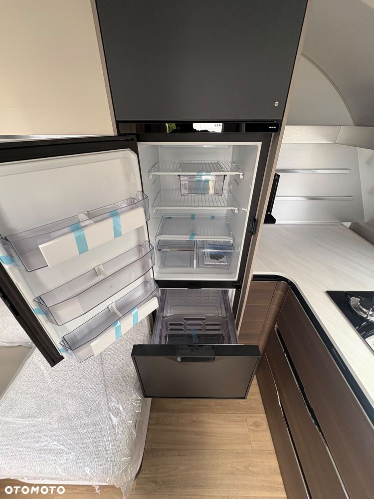 Adria ALPINA 663 HT - 15