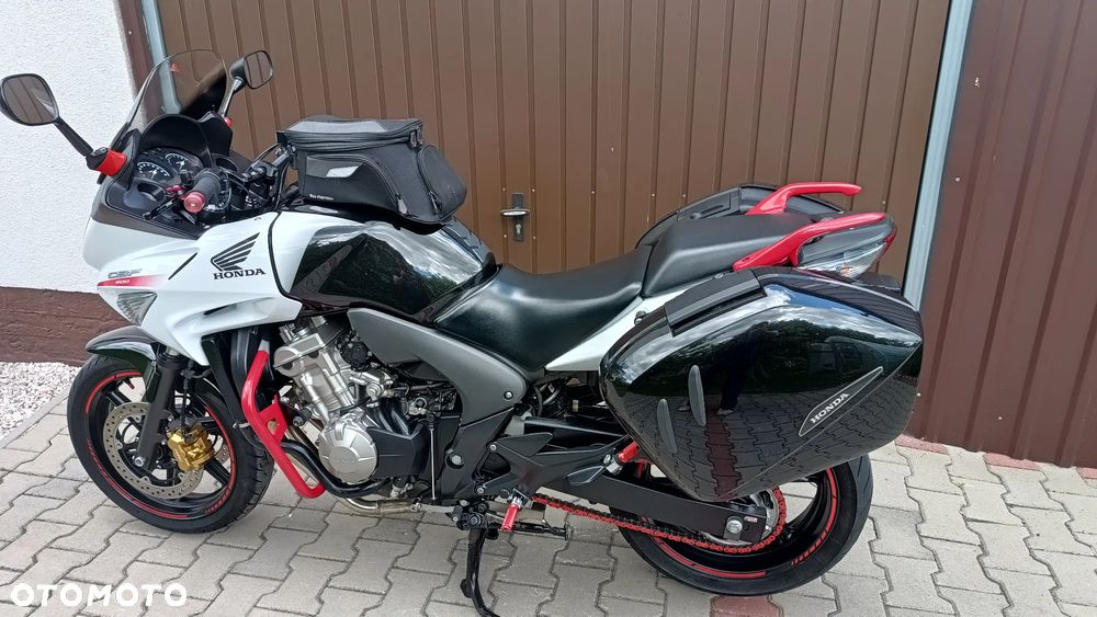 Honda CBF - 24