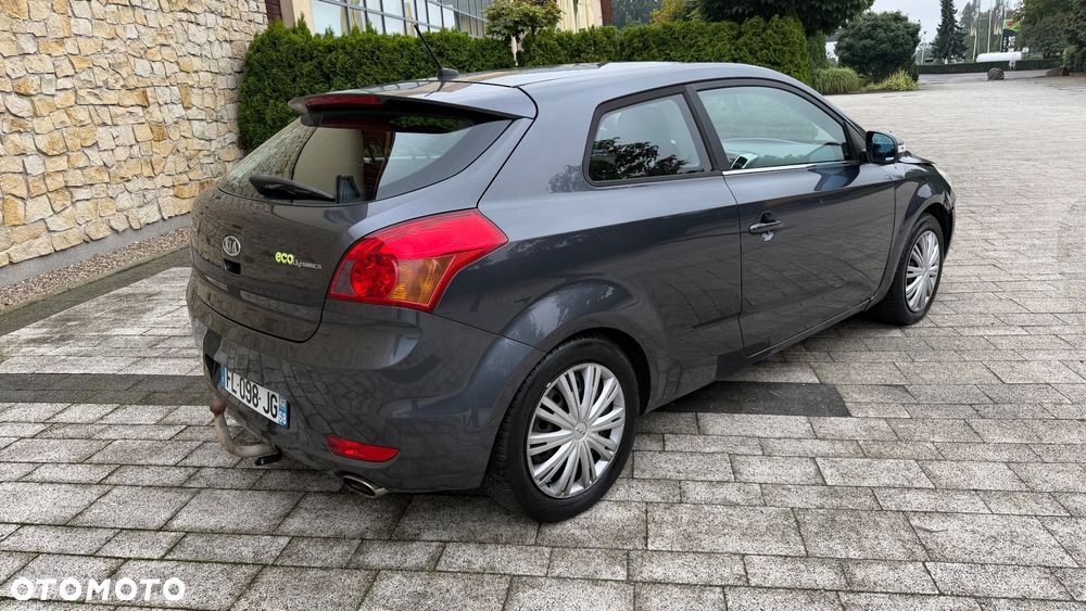 Kia Ceed 1.6 CRDi 90 Spirit - 3