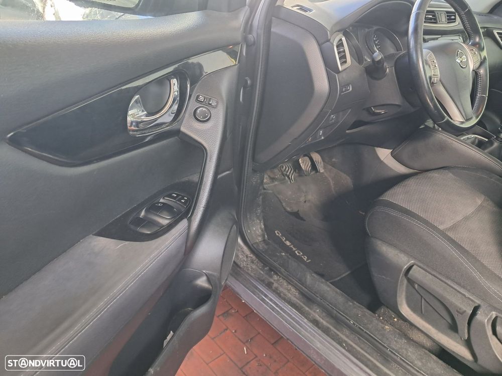 Nissan Qashqai 1.5 dCi N-Connecta - 4