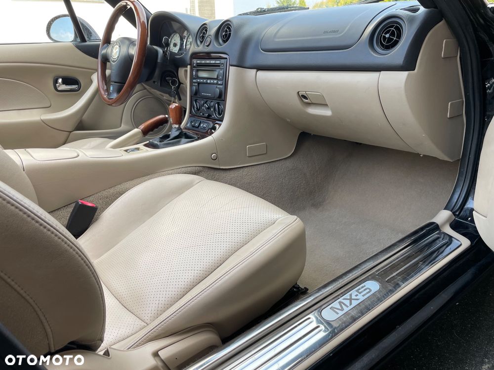 Mazda MX-5 1.6i 16V Memories - 11