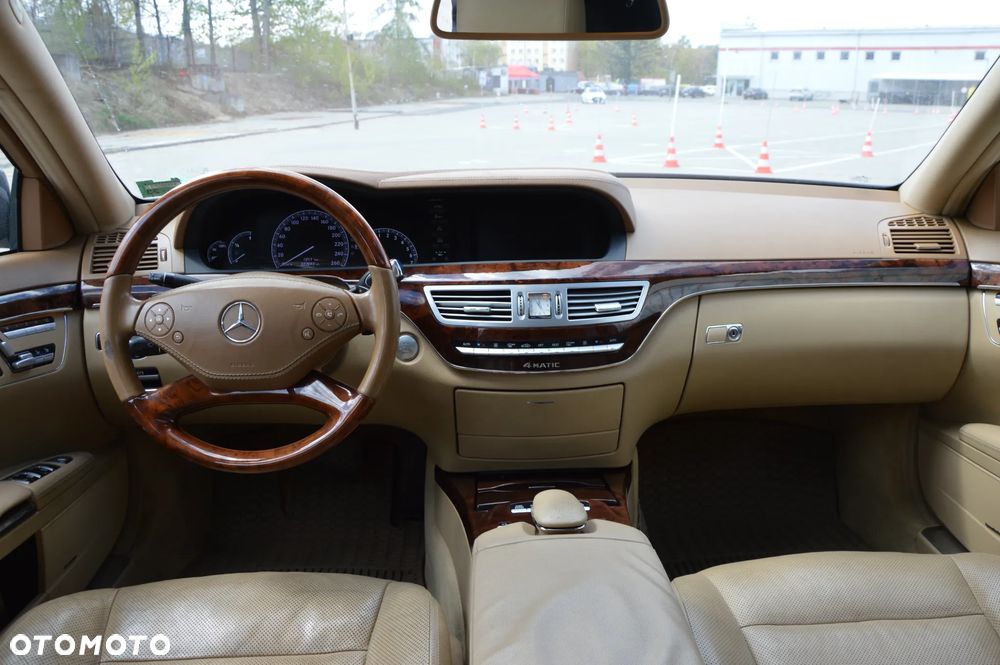 Mercedes-Benz Klasa S 500 L 4Matic 7G-TRONIC - 9