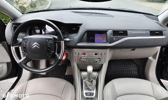 Citroën C5 2.7 HDi V6 Exclusive - 6
