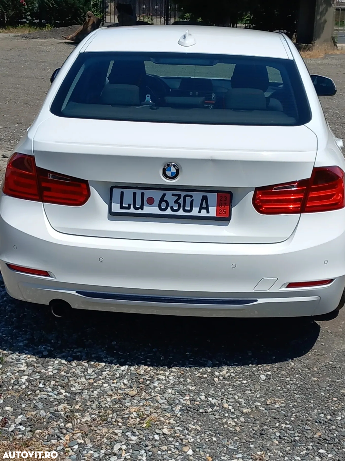 BMW Seria 3 320d Sport Line - 8