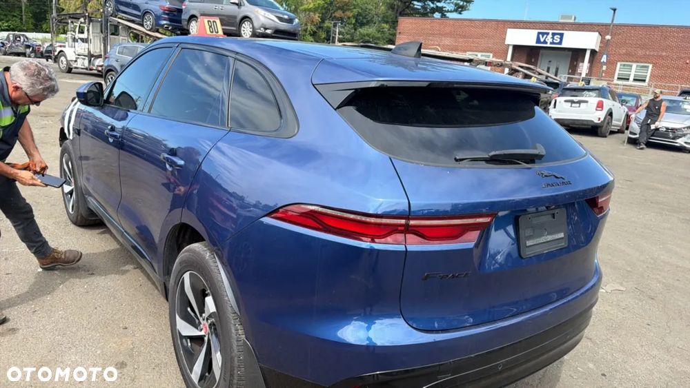 Jaguar F-Pace 2.0 P250 mHEV AWD S - 16