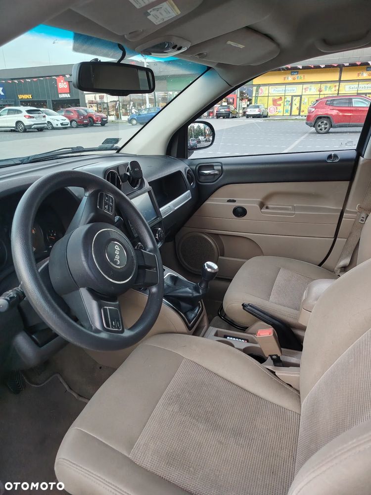 Jeep Compass - 9