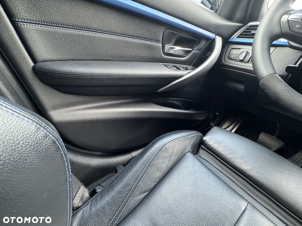 BMW Seria 3 320i GPF Sport Line Shadow - 25