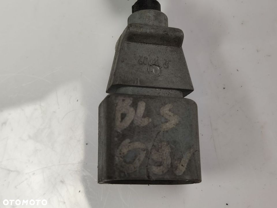 VW AUDI Czujnik Położenia Wału  9805940 - 5