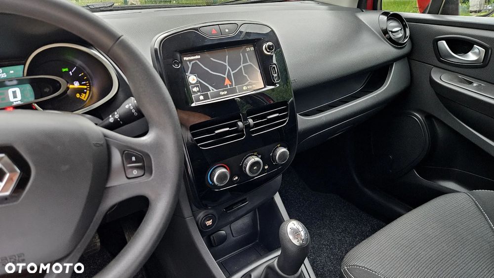 Renault Clio TCe 90 Limited - 28