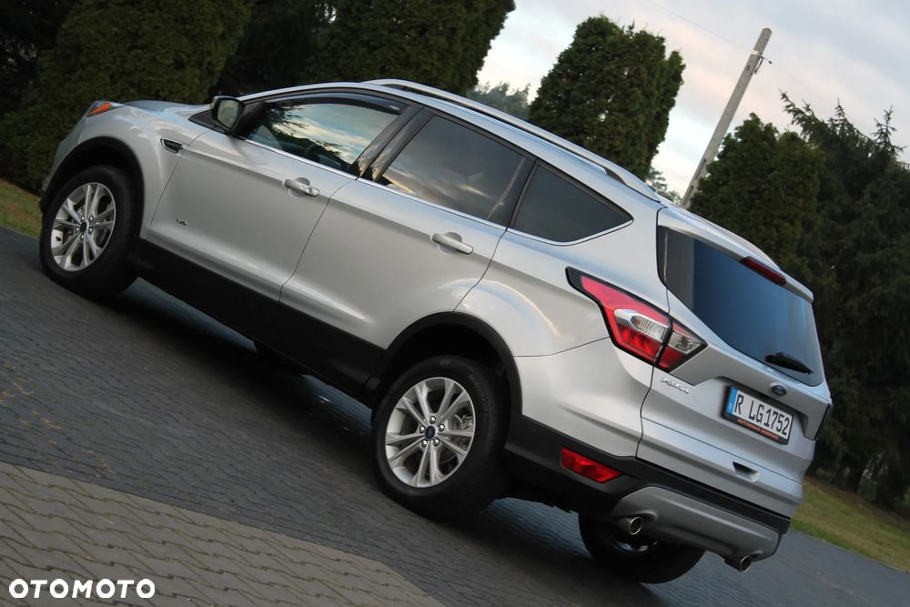 Ford Kuga - 17