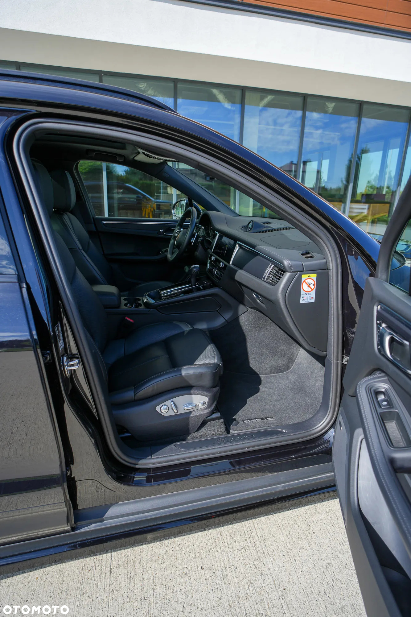 Porsche Macan Standard - 16