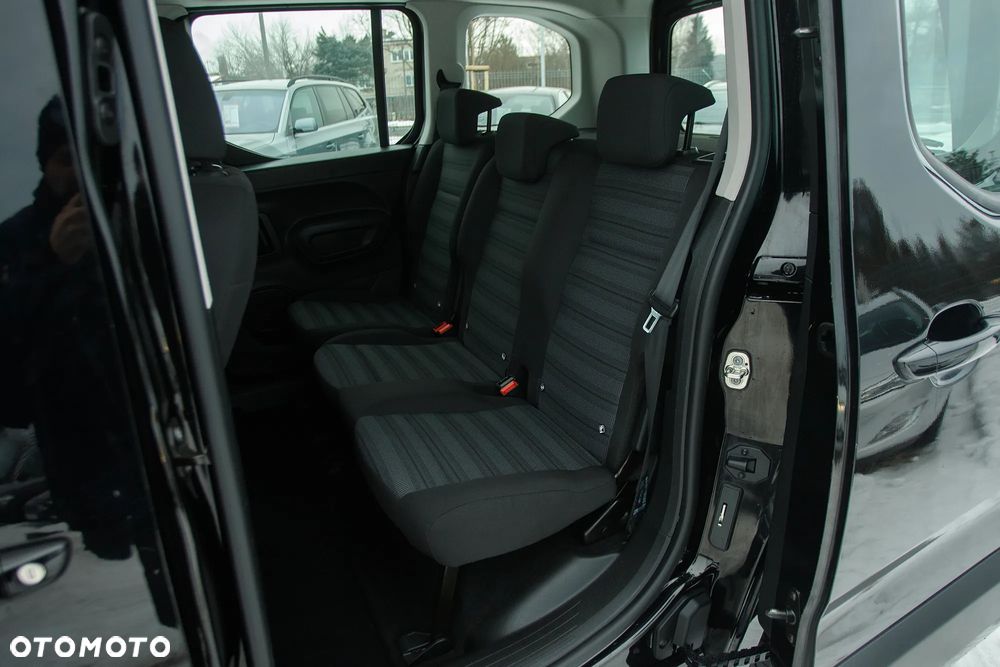 Opel Combo 1.5 D Start/Stop Elegance - 17