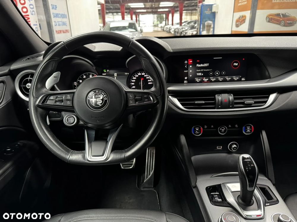 Alfa Romeo Stelvio 2.0 Turbo Sprint Q4 - 17