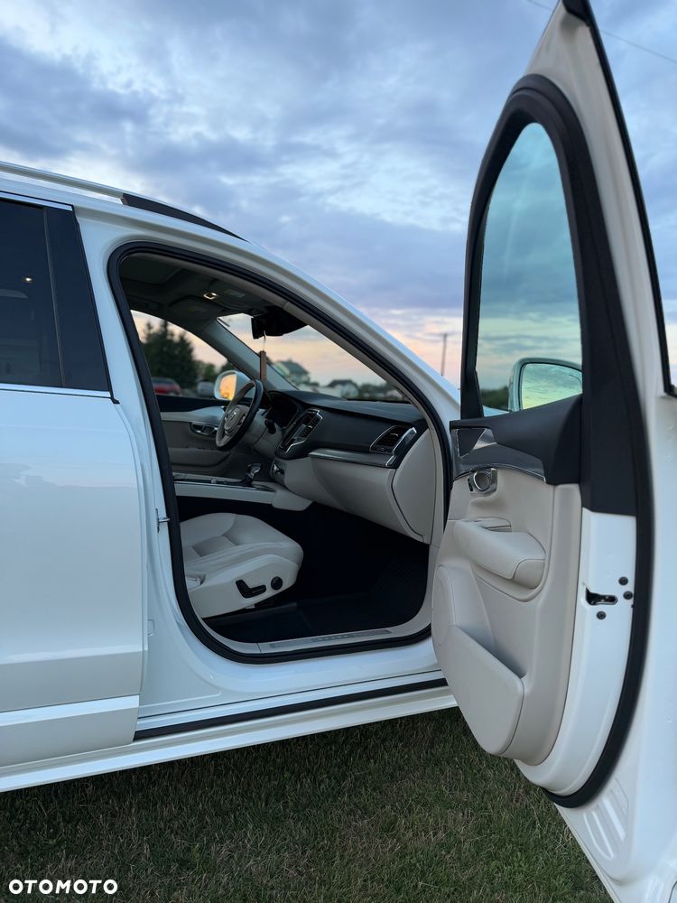 Volvo XC 90 T6 AWD Geartronic Momentum - 17