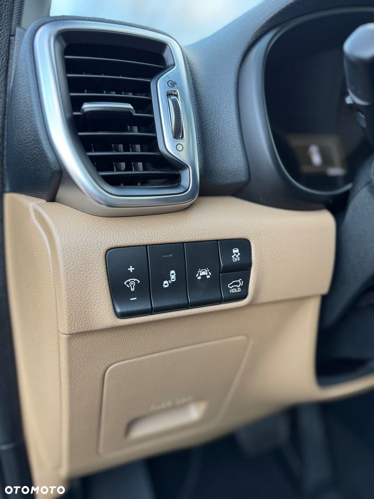 Kia Sportage 2,0 CRDI AWD Platinum - 22