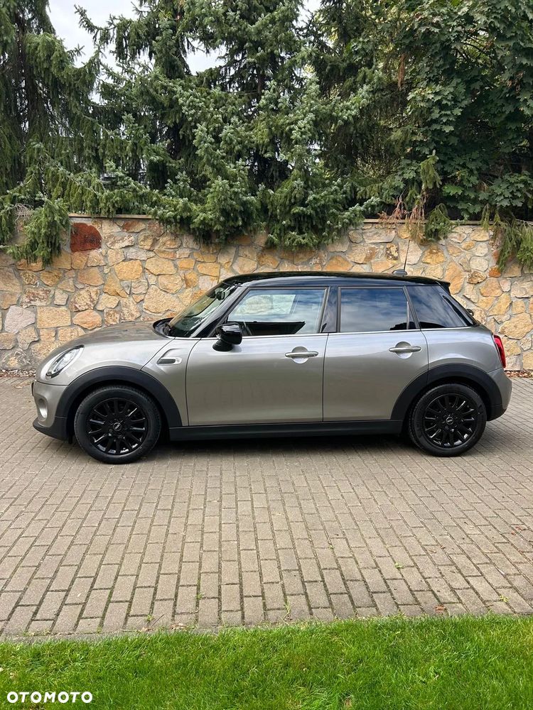 MINI Cooper Standard - 1