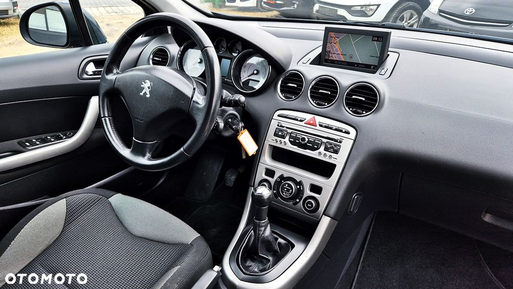 Peugeot 308 1.6 Premium Plus - 37