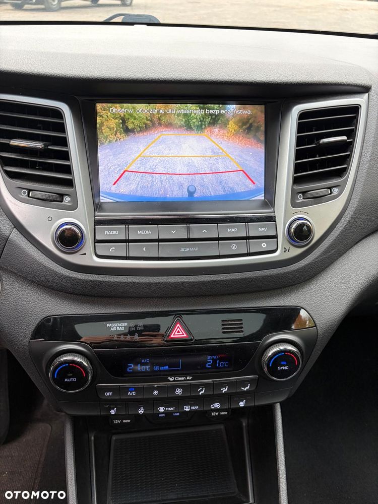 Hyundai Tucson 2.0 CRDI 4WD Automatik Premium - 33
