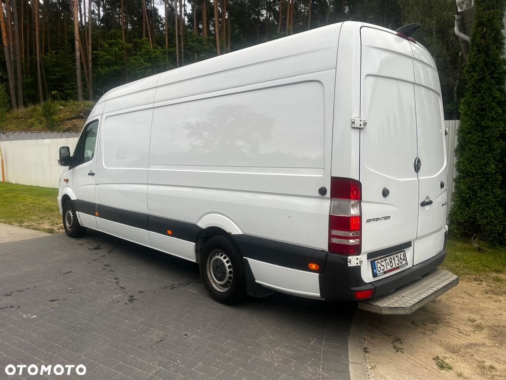 Mercedes-Benz Sprinter - 8