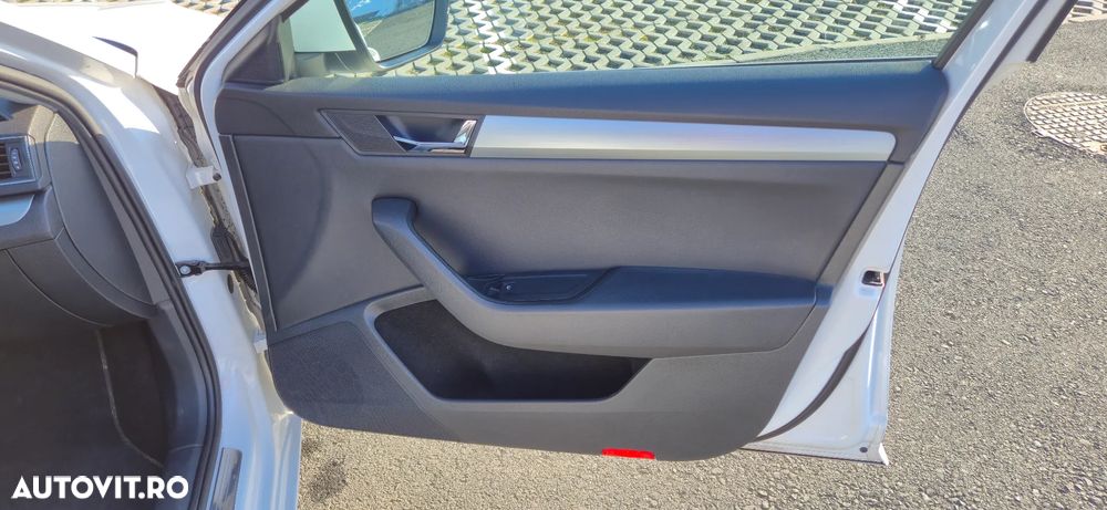 Skoda Superb 2.0 TDI DSG 4X4 Style - 22