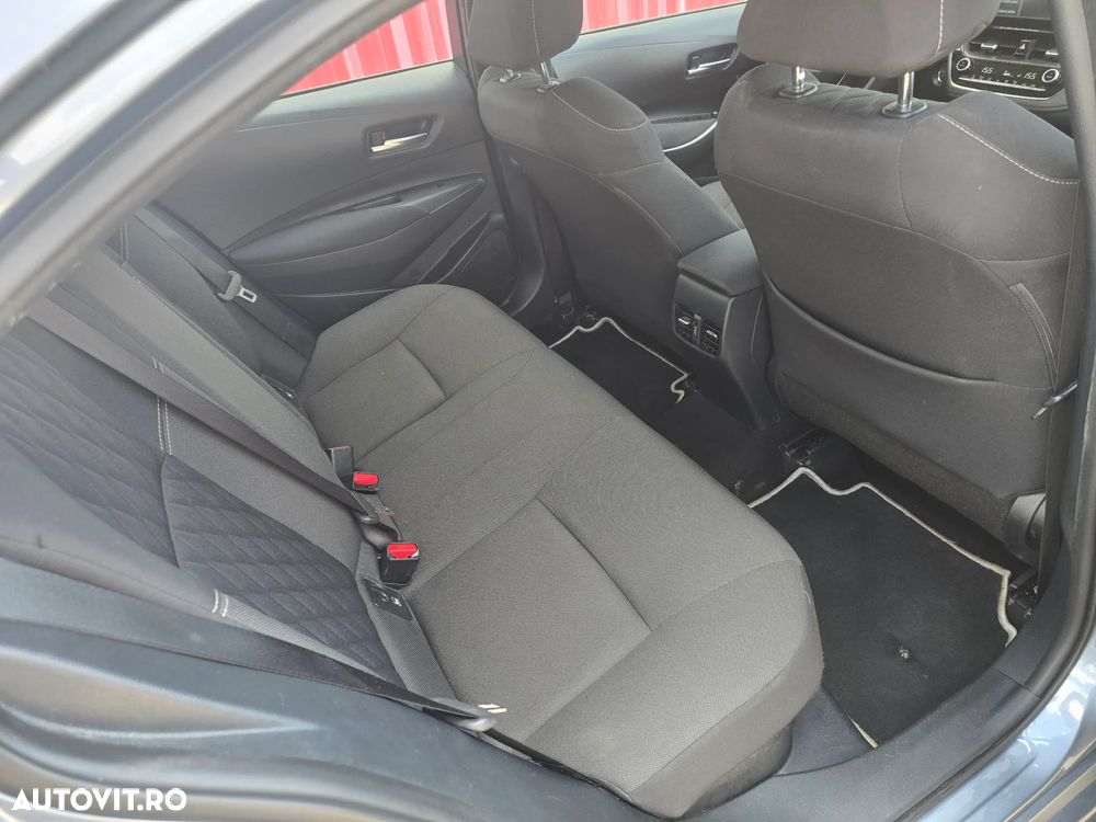 Toyota Corolla 1.8 HSD Business - 10