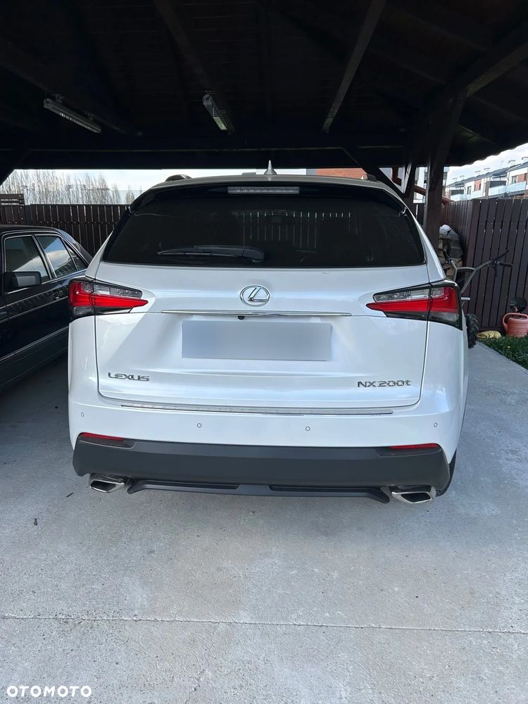 Lexus NX 200t Comfort AWD - 3