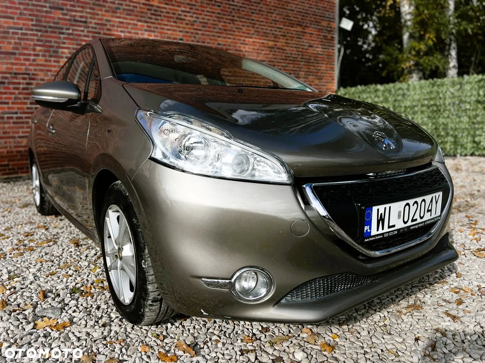 Peugeot 208 - 39