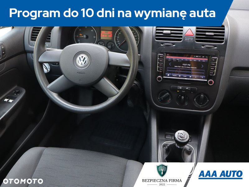 Volkswagen Golf - 8