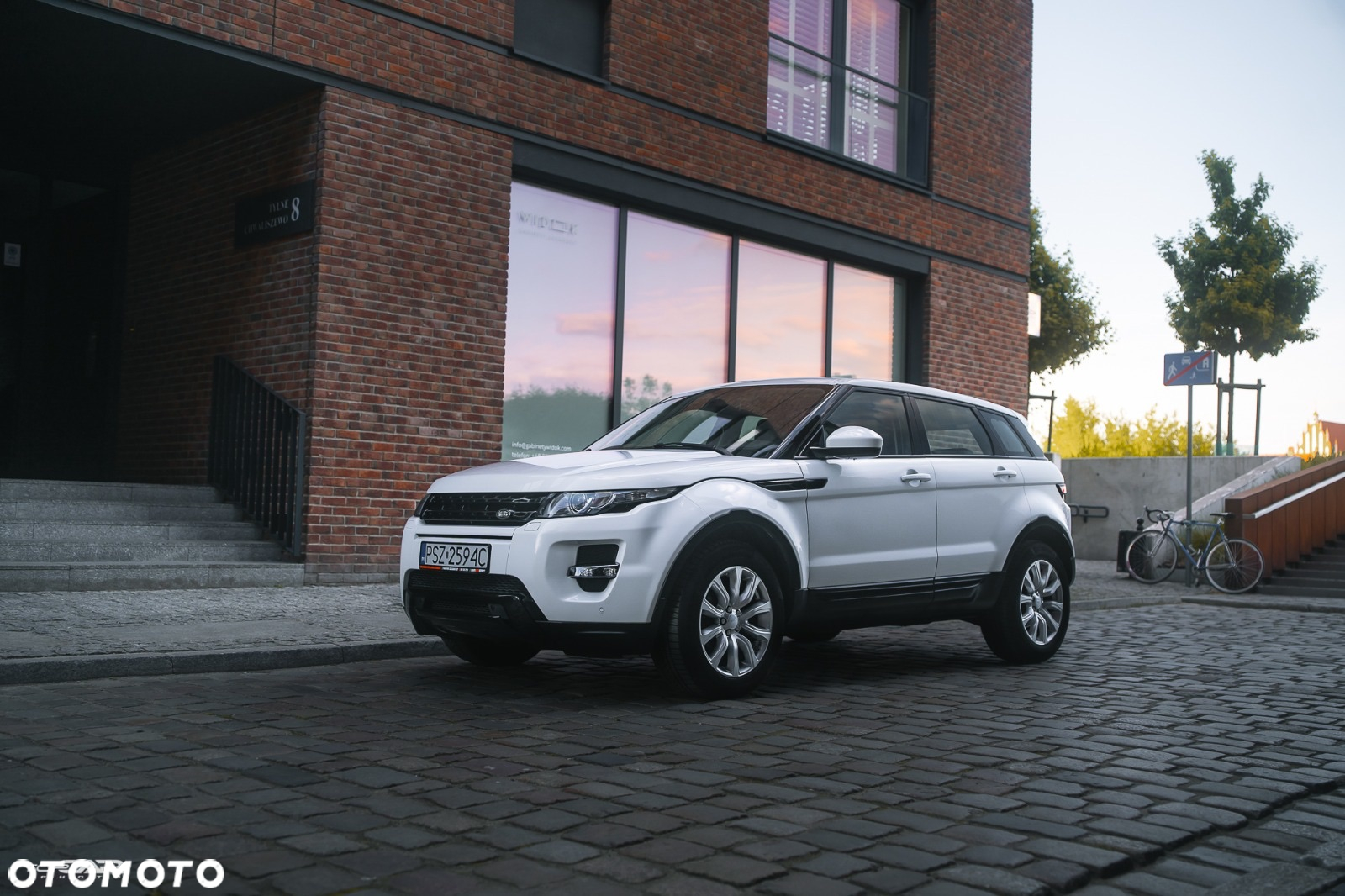 Land Rover Range Rover Evoque 2.2TD4 Pure - 4