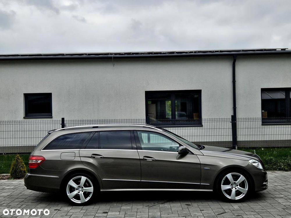 Mercedes-Benz Klasa E - 12