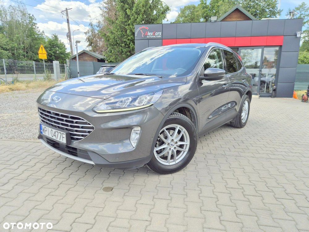 Ford Kuga - 1