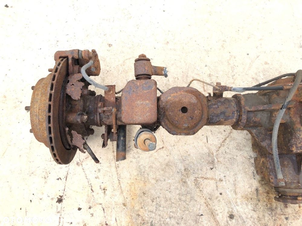 MOST DYFER TYŁ  OPEL FRONTERA A (U92) 1992 - 1998 2.2 i (54MWL4) 100 kW [136 KM] benzyna 1995 - - 3