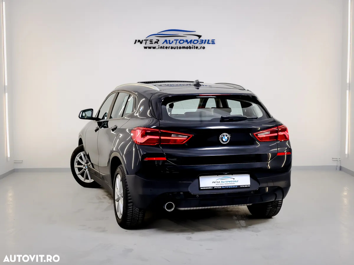 BMW X2 sDrive18i Edition Goldplay - 11