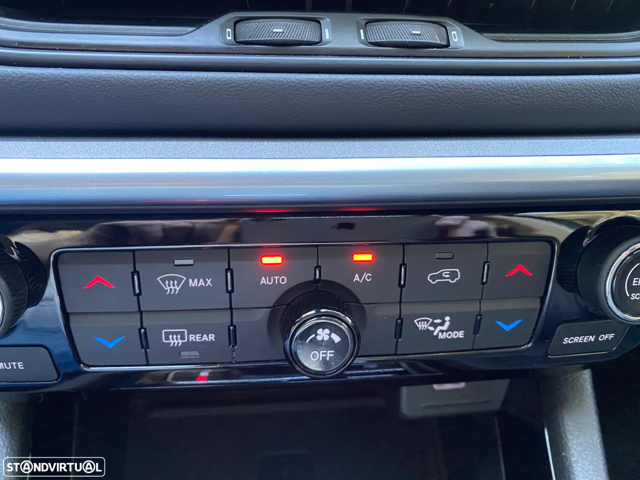 Jeep Compass 1.3 TG 4Xe Limited S - 37