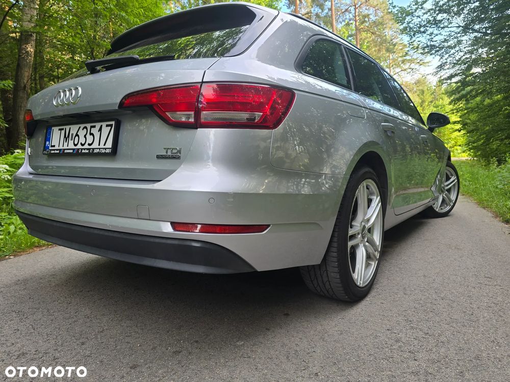 Audi A4 Avant 2.0 TDI DPF clean diesel quattro S tronic Attraction - 10